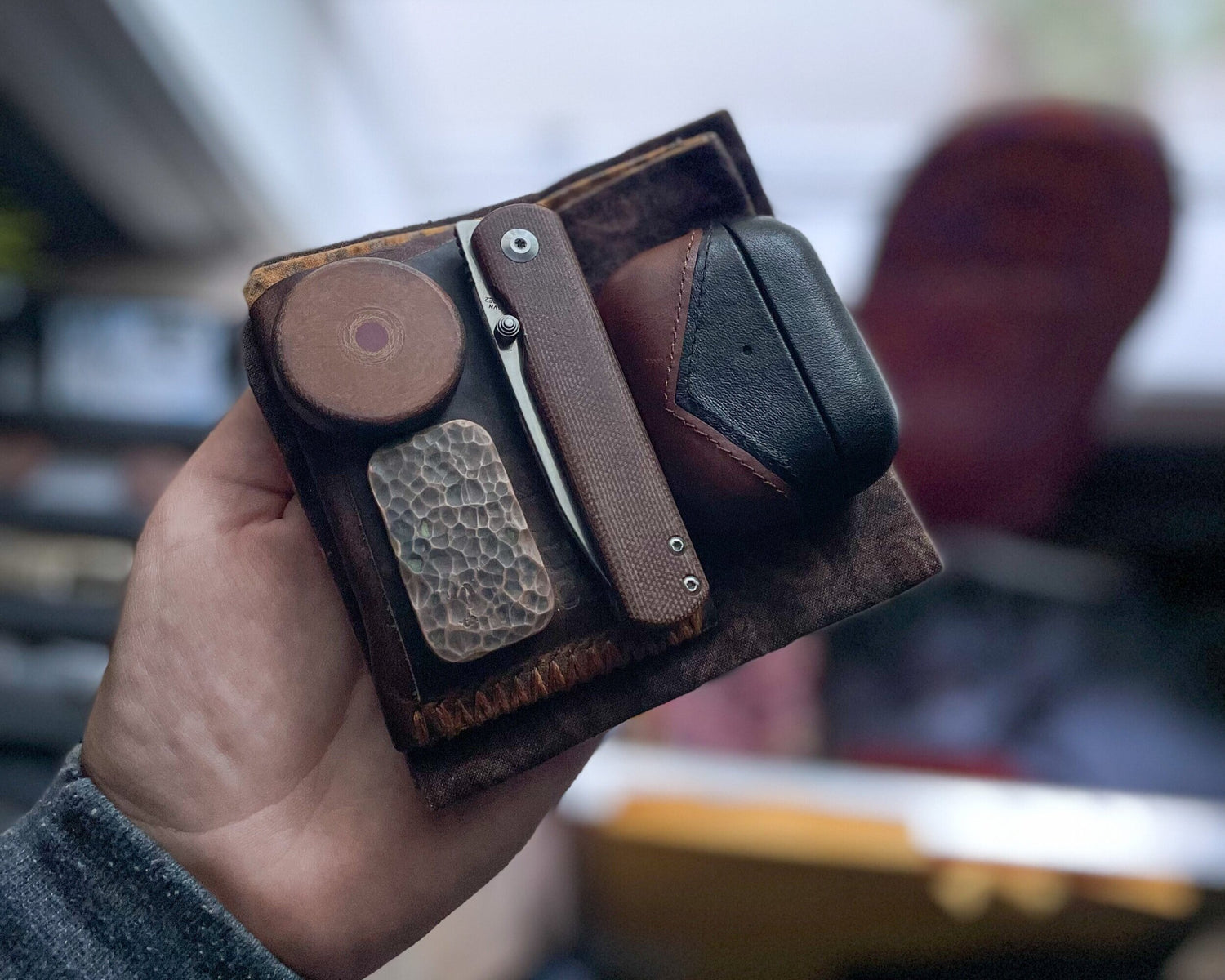 Creator’s Minimalist Carry - Stuart Hunt (@worry.co_)