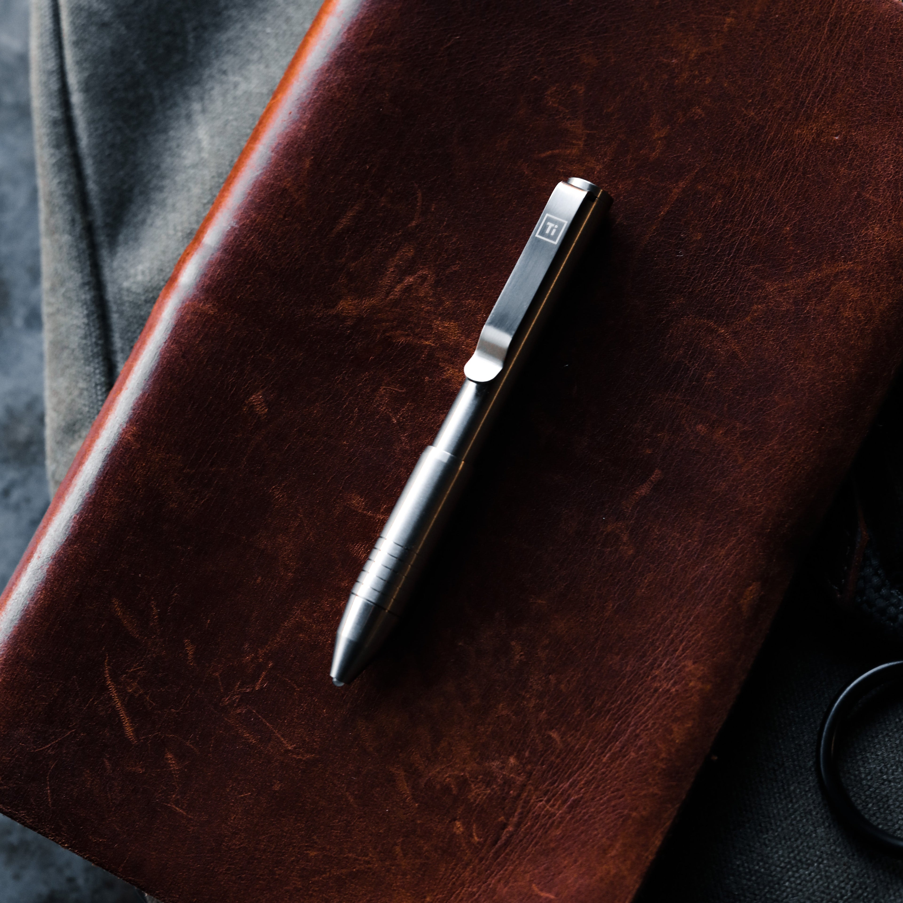 Ti Pocket Pro : The Auto Adjusting EDC Pen