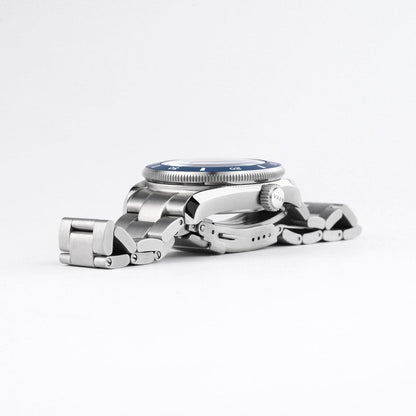 D4 Meridian Navy Matte Solar - 42mm USA