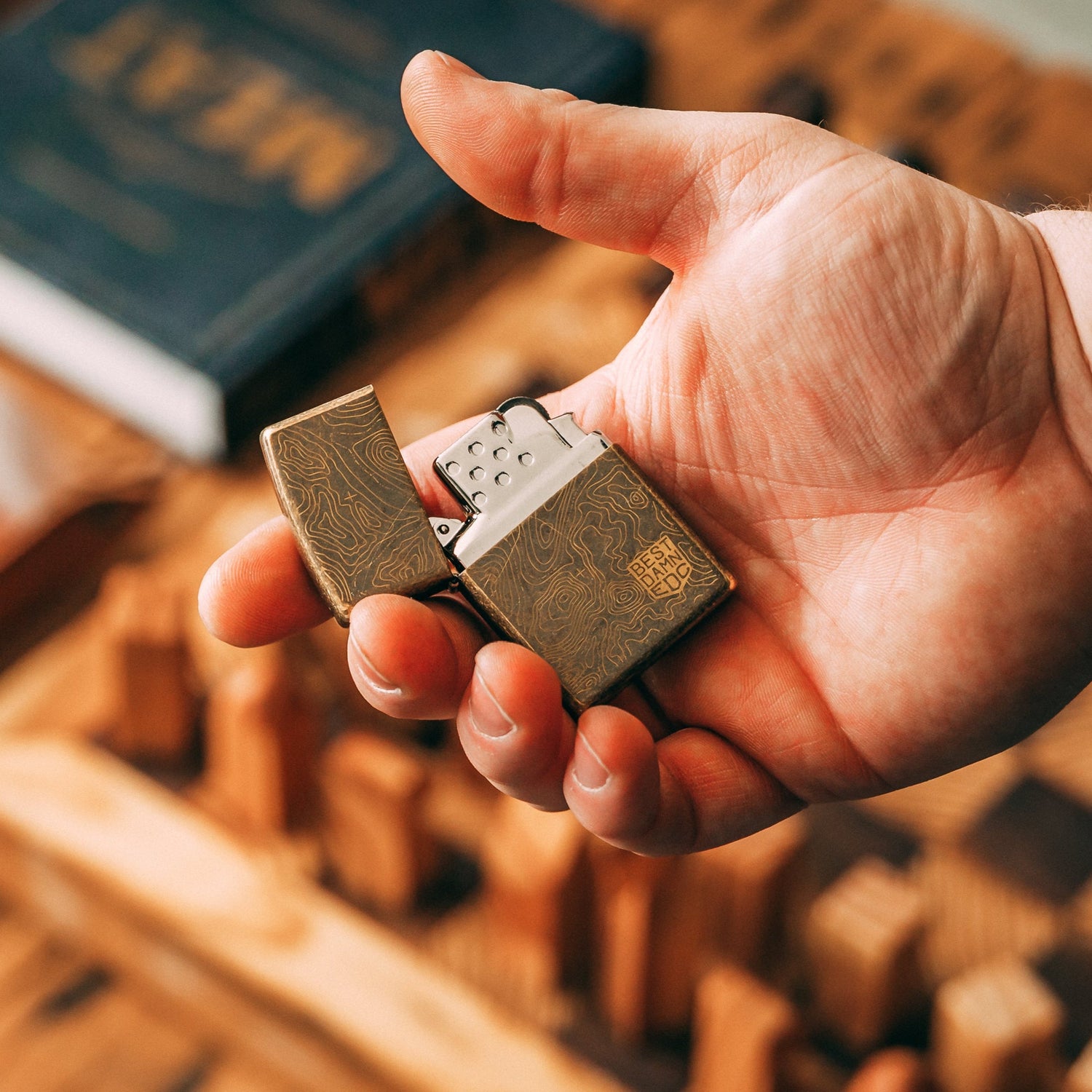 BDEDC Topo Zippo Aged Brass