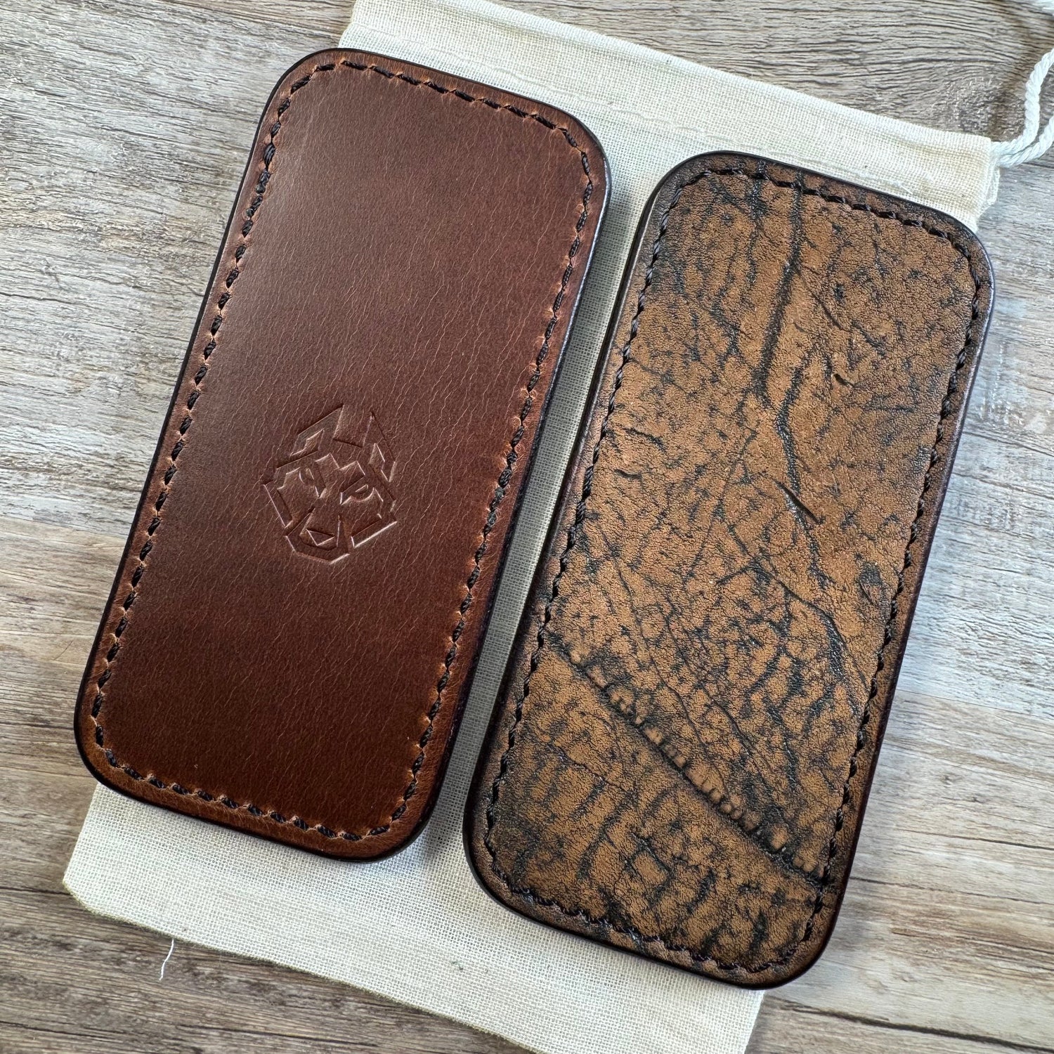 Robertson Exotic Slip - Tan Giraffe Black Thread
